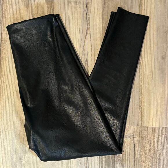 Commando Black Faux Leather Pull-On Leggings - size Large - Picture 5 of 6